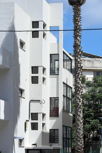Exterior 5, Chic Red Studio near Talpiot Market