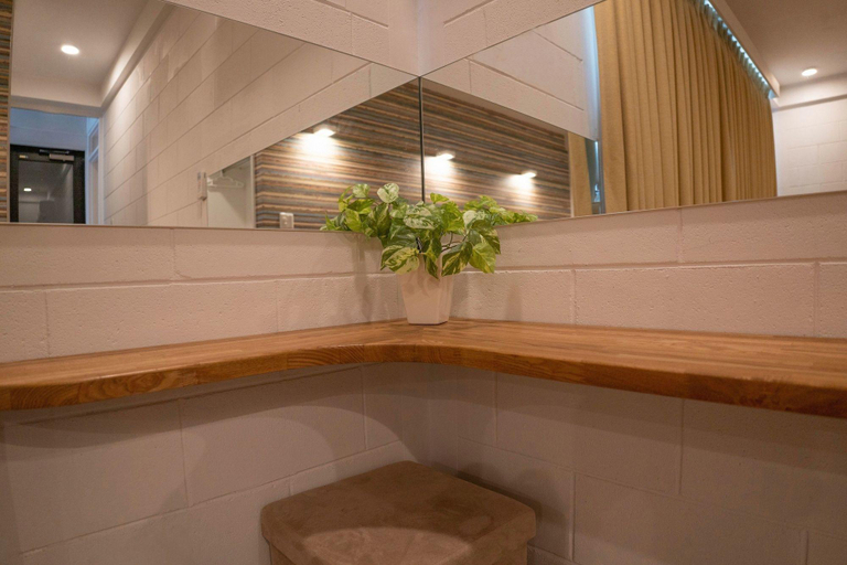 Bathroom 3, Sea Space Road, Onna