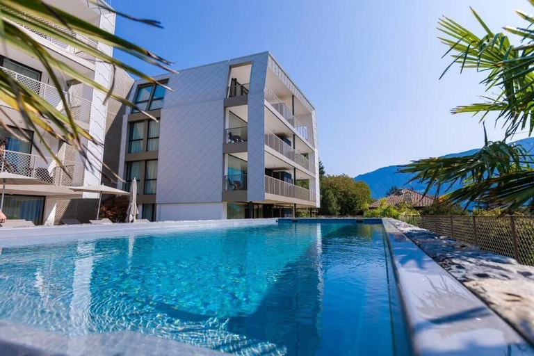 Pool 3, Marchegg Apartments, Bolzano