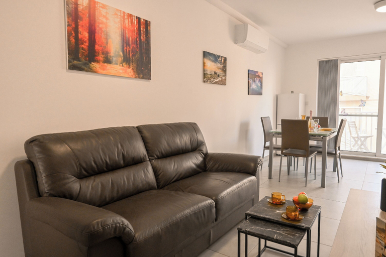 Living area 2, Camelia Seaview 1 Bd Apart In St Paul Bay, Saint Paul's Bay