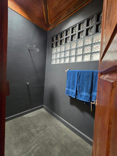 Bathroom 3, Kambuna Bungalow, West Lampung