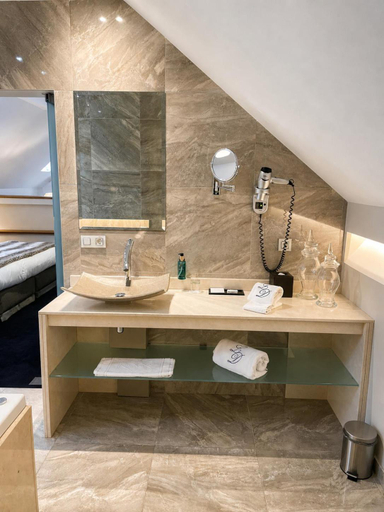Bathroom 4, Hotel Le Dixseptieme, Bruxelles