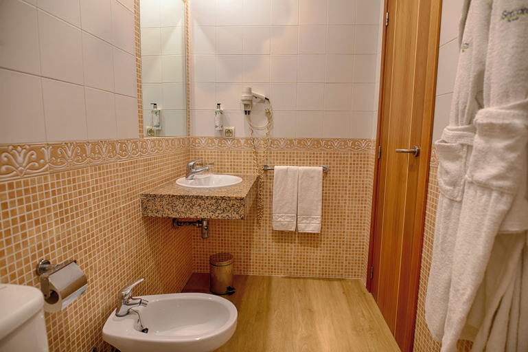 Bathroom 3, Sercotel Tribuna Málaga, Málaga