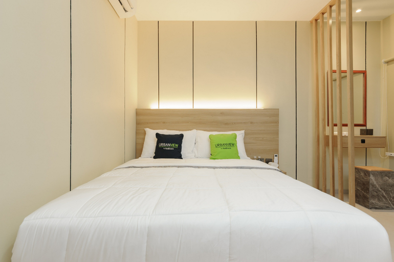 Bedroom 5, Urbanview Hotel Pelita Nagoya Batam, Batam