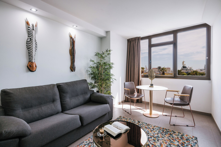 Others 5, Poem Suites by Airnest, Las Palmas