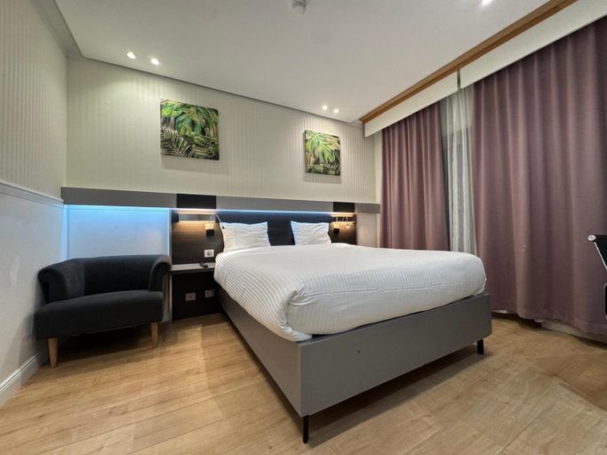 Bedroom 3, Résidence des Fleurs, Moselle