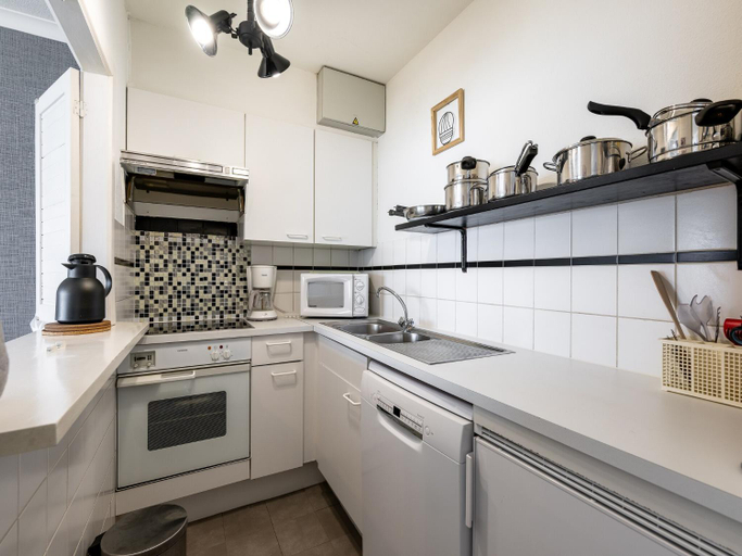Kitchen 3, Apartment in Blankenberge With Sea View, West-Vlaanderen