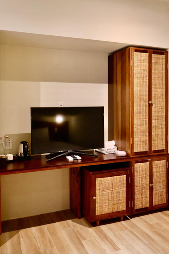 Others 4, Soleil House, Huế