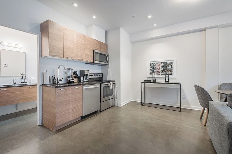 Private kitchen 4, LE PENNY LANE PAR DOJOSTAYS, Montréal