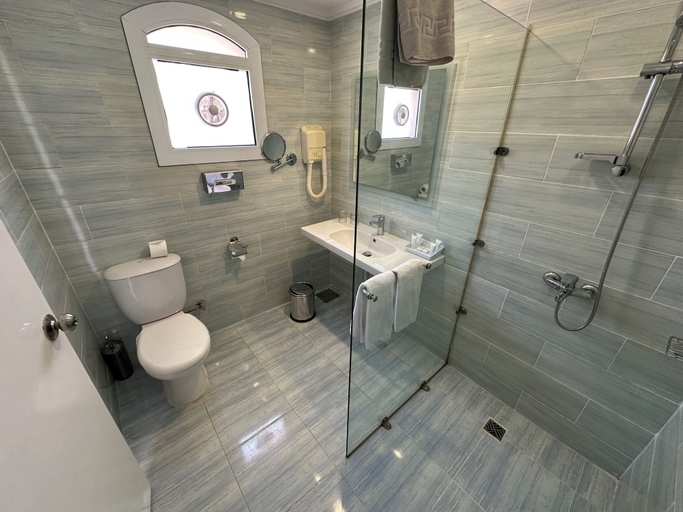 Bathroom 5, Swisstouch Oriental Resort Marsa Alam - All inclusive, Al-Qusayr