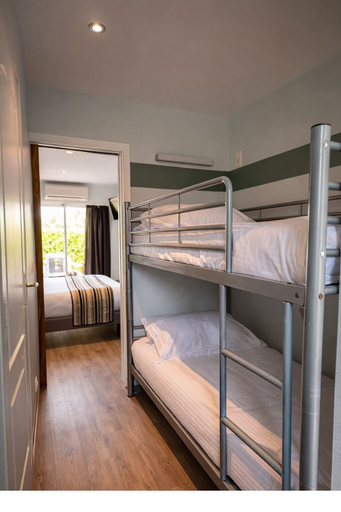 Bedroom 3, L'Escapade, Indre