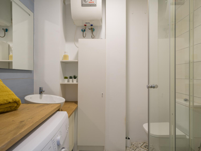 Bathroom 3, Canteras Beach, Las Palmas