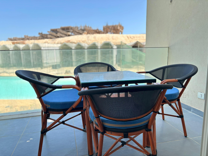 Outdoor dining, Fouka North Coast CL7-CH15-01, Marsa Matruh