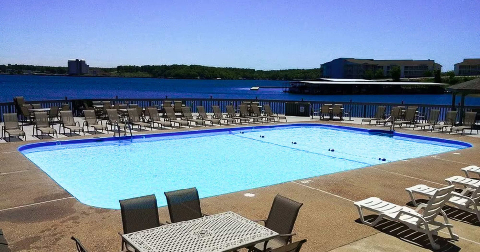 Primary image, Daylight Cove Lakefront Chic, Camden