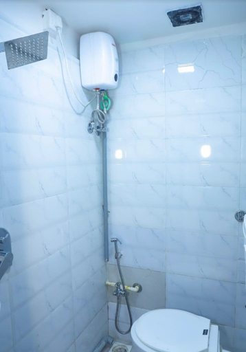Bathroom, Hotel CBD, Thane