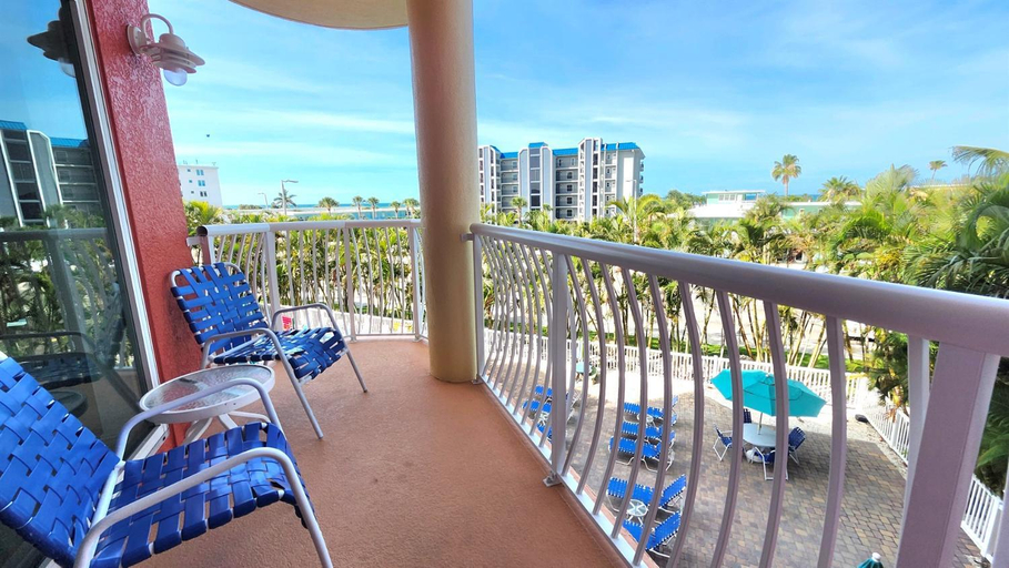 Others 5, Walk to the Beach Pool Relax, Repeat, Pinellas