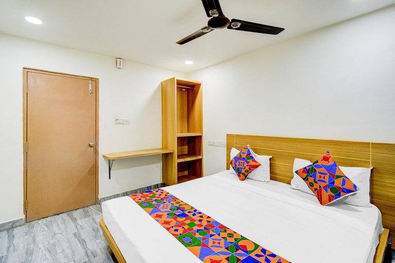 Bedroom 5, FabHotel Che Sigma - Nr. LB Nagar Metro Station, Ranga Reddy