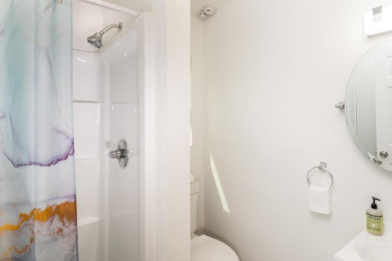 Bathroom 3, Puni Mauka A 31 plus day rental, Hawaii
