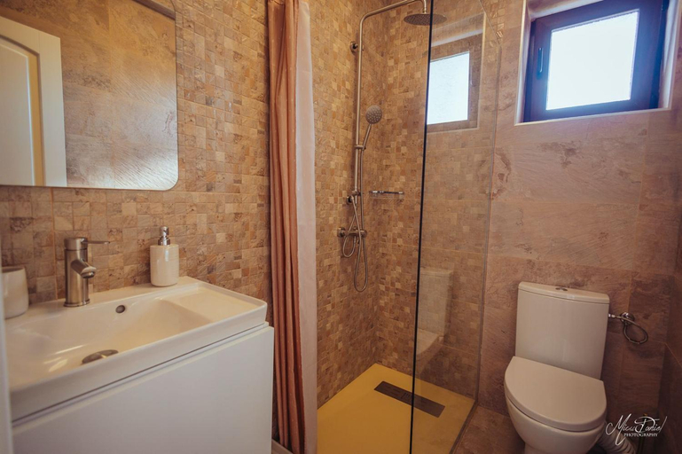 Bathroom, Pensiunea Alicia, Jurilovca