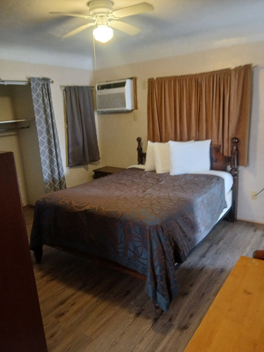 Bedroom 3, The Coalinga Motel, Fresno