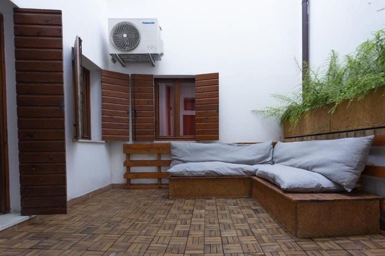 Property grounds, Fondaco Medievale, Verona