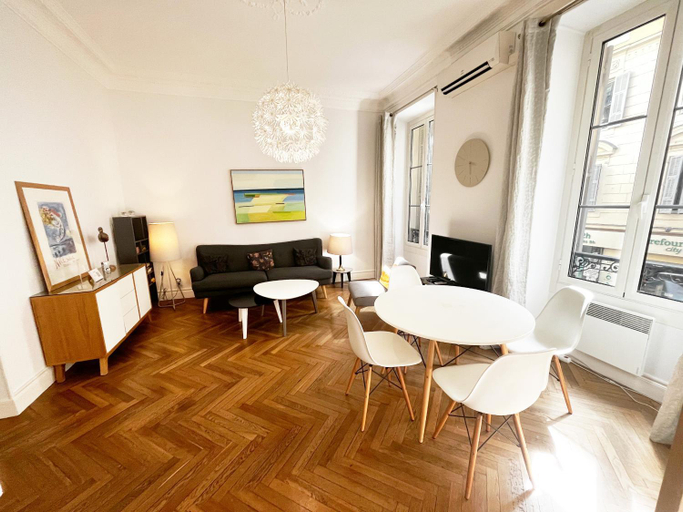 Others 2, ApartHotel Riviera - 2 minutes de la plage - Exceptionnel 2 chambres AC - BALCON MEYERBEER 1, Alpes-Maritimes