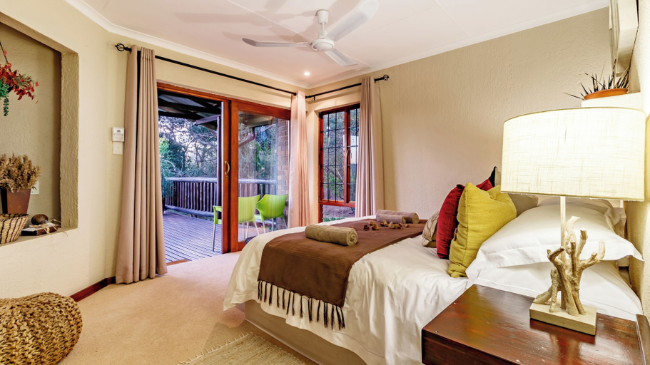 Bedroom 3, Ulwazi Rock Lodge, Ehlanzeni