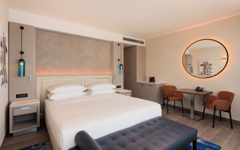 Bedroom 3, Hilton Rijeka Costabella Beach Resort & Spa, Rijeka