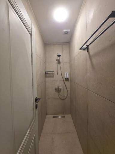 Bathroom 5, Hostel Merien, Yerevan
