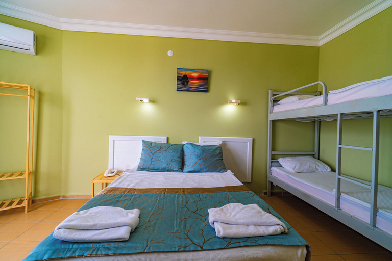 Bedroom 3, De Mare Family Hotel, Alanya