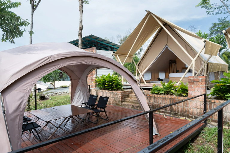 Others 4, Lu Ying Retreats, Bentong
