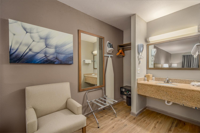 Bedroom 3, Baymont by Wyndham Socorro, Socorro