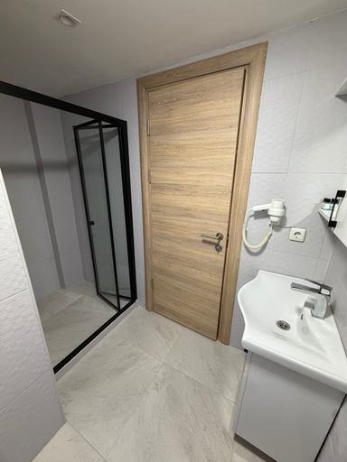 Bathroom 5, Liora Old City, Fatih