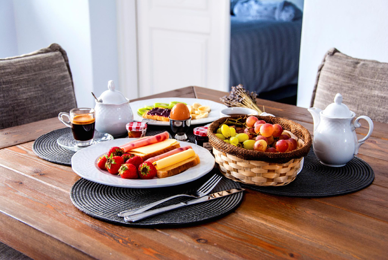 Food & Drinks 5, SV Mansion Oia, South Aegean
