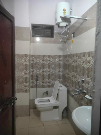 Bathroom, Abhishek guest house , Chamoli