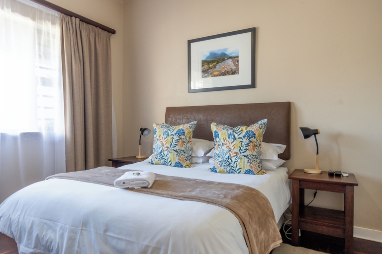 Bedroom 3, Harewood Lodge, Buffalo City