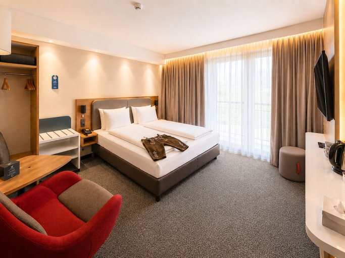 Bedroom 4, Holiday Inn Express MUNICH AIRPORT - ERDING, Erding