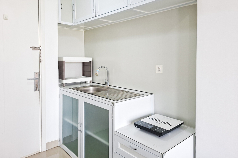 Interior 4, Comfy White Studio At Poris 88 Apartment, Tangerang