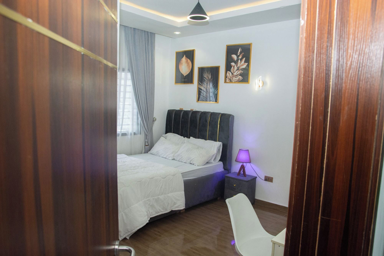 Room 2, Vokz Luxury Shortlet, Ikwerre