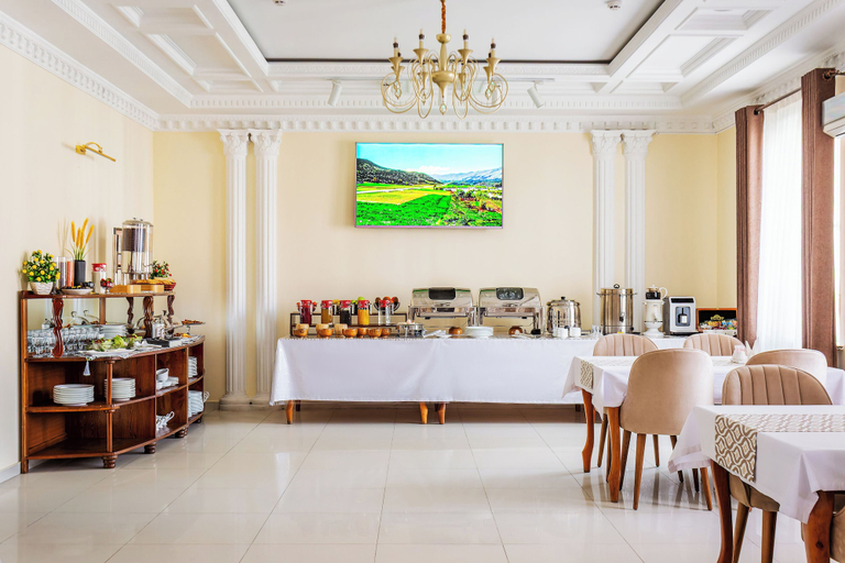 Food & Drinks 4, Grand Nur, Tashkent City