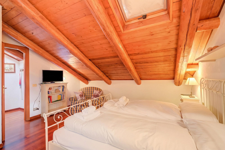 Room 5, La Torre In The Center Of Town, Torino