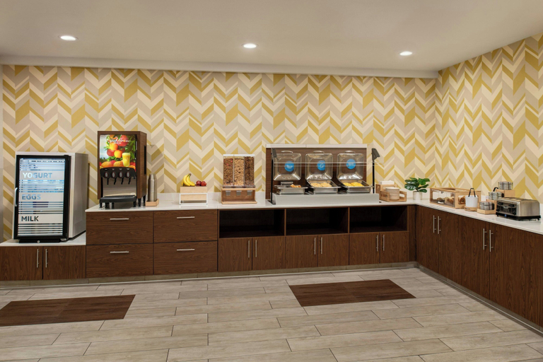 Food & Drinks 4, City Express By Marriott Rancho Cucamonga, San Bernardino