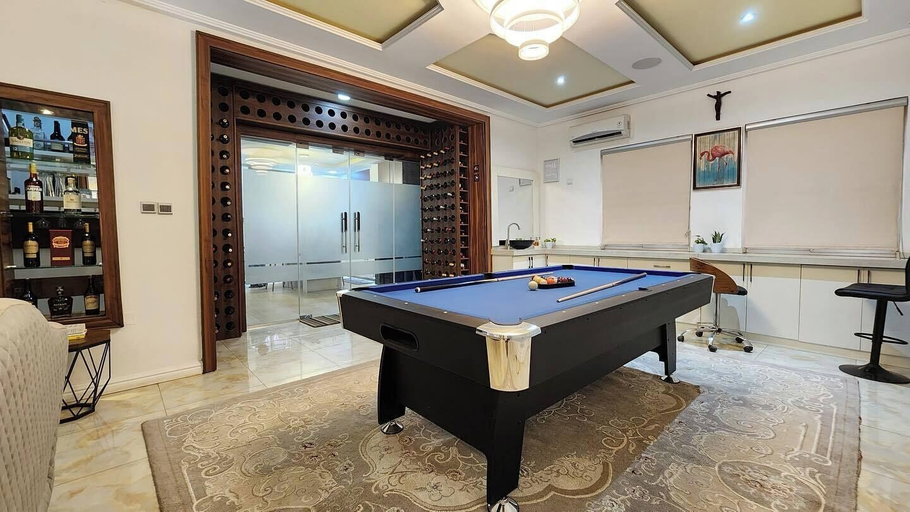 Game room, THE H ADDRESS, Mainland