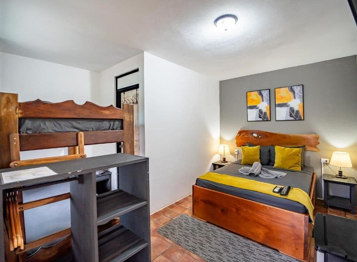 Room 4, Hotel La Flor de Coco, Nicoya