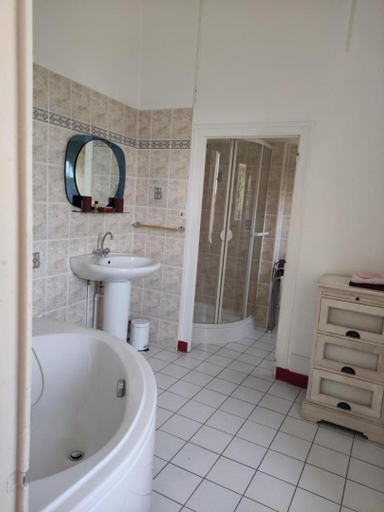 Bathroom 3, Chateau de piolant, Vienne