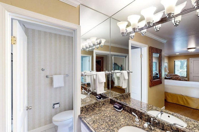 Bathroom 5, Silverado Resort and Spa, Napa