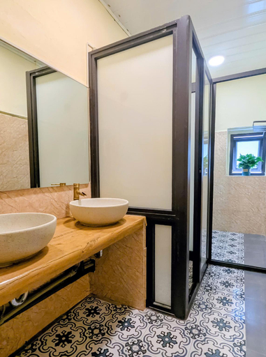 Bathroom 3, Hanoi Attic - Vintage Stay in Old Quarter, Hoàn Kiếm