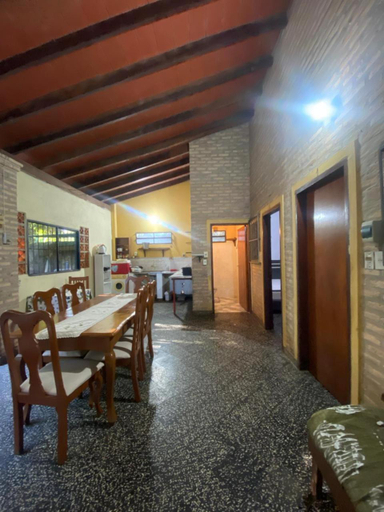 2, El Hostal de Lucy, Luque