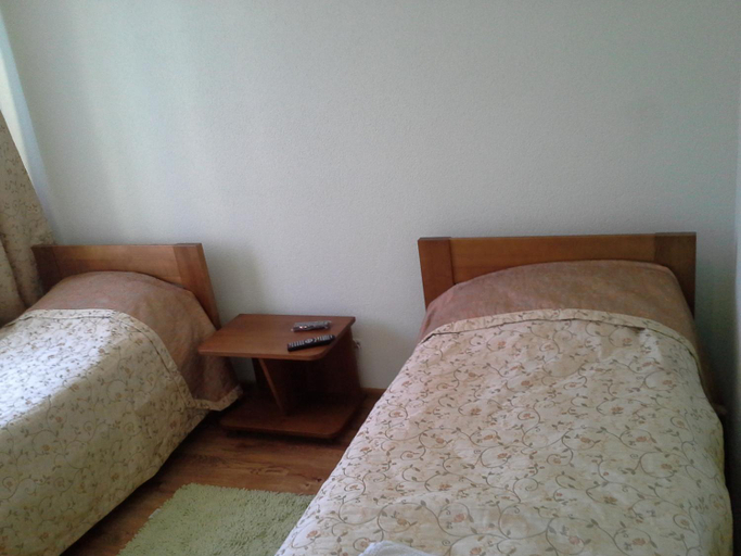 Bedroom 4, Dnister Hotel Complex, Kamianets'-Podil's'kyi