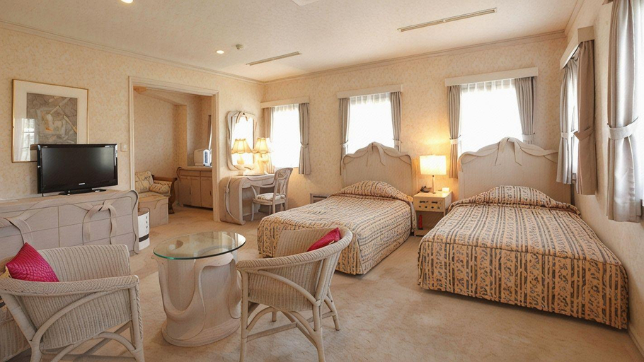 Bedroom 3, Auberge Le Temps, Itō